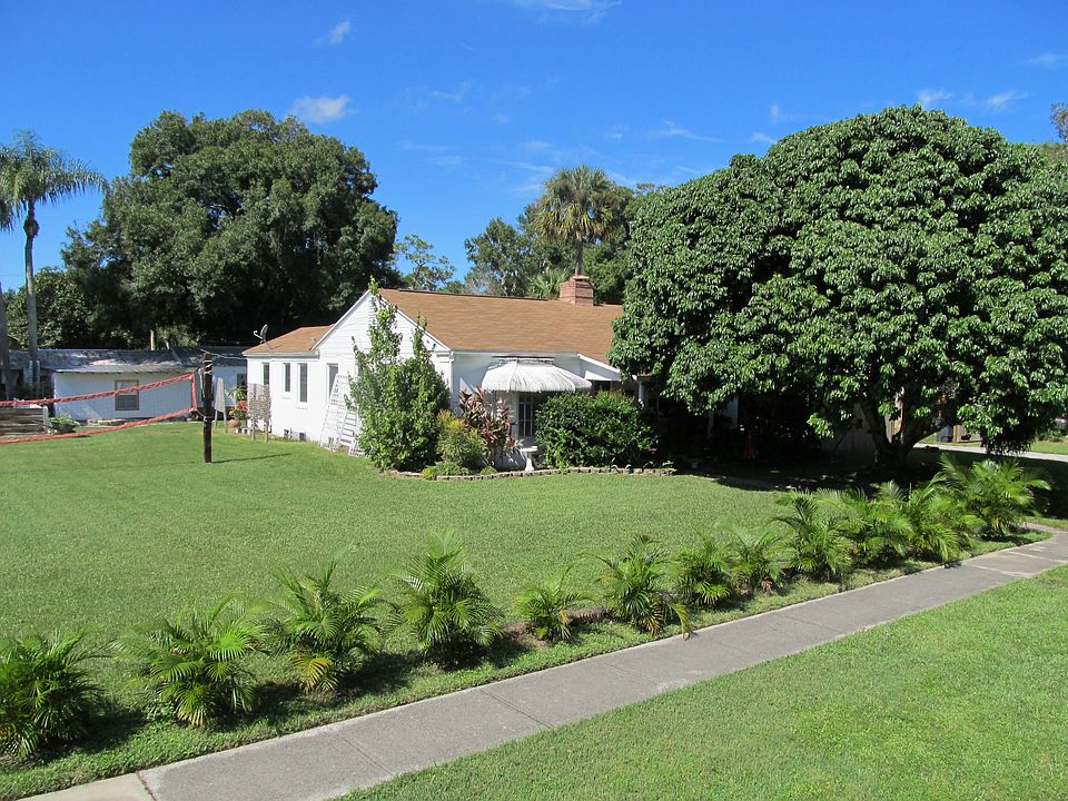 1st image of 1745 34th Ave