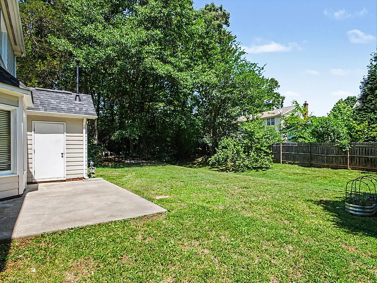 8630 Morgan Run Ct — Photo 26