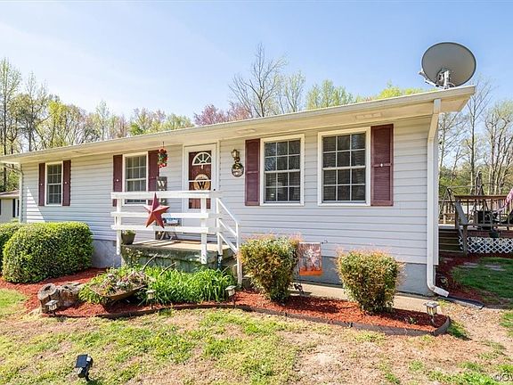 3rd image of 15104 Campbells Mill Dr