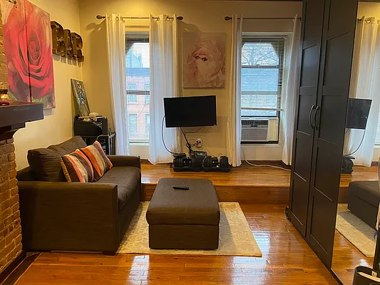 Rented by Compass | media 5