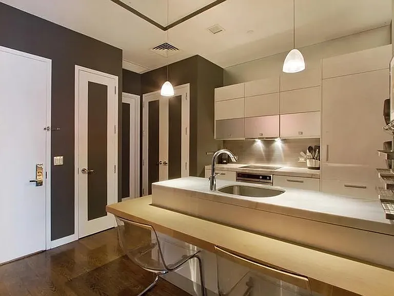 11 E 36th St #603 — Photo 3