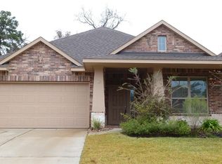 2450 Garden Falls Dr, Conroe, TX 77384
