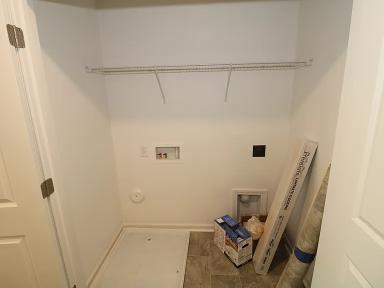 Laundry closet-upstairs
