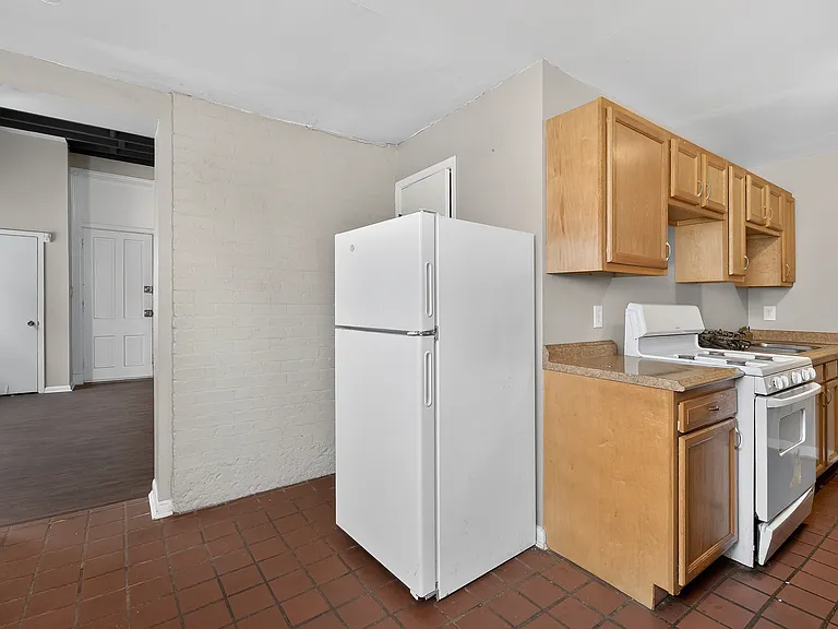 3636 W 8th St #2 — Photo 5