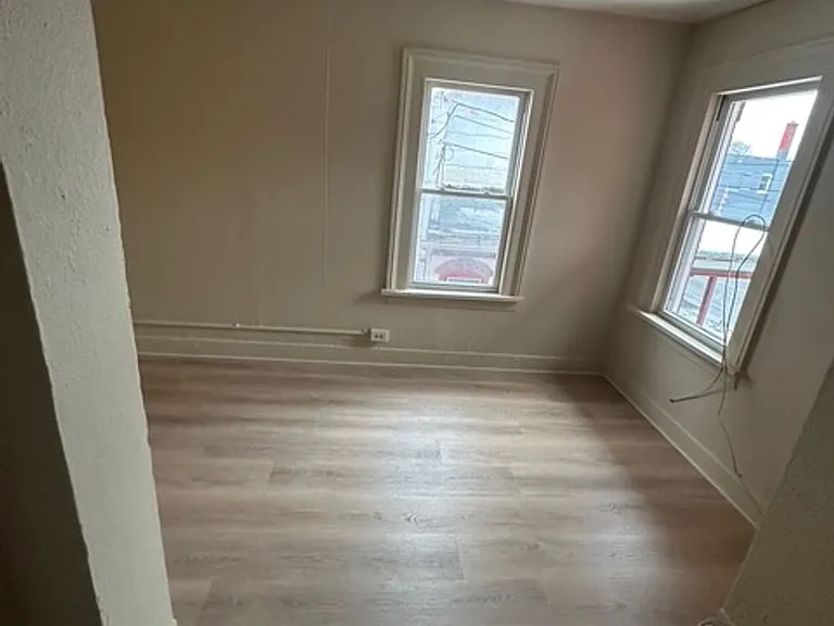 621 Joseph Ave — Photo 12