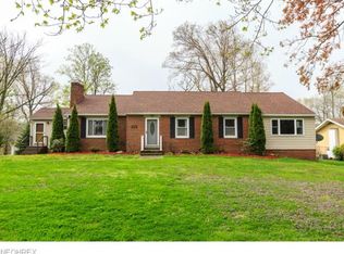 30512 Bridle Path Trl, Wickliffe, OH 44092