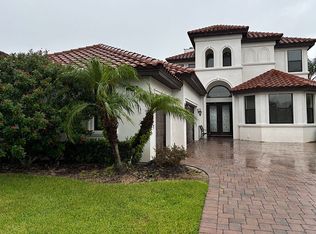 635 Waterfern Trail Dr, Auburndale, FL 33823