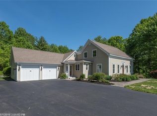 108 Hickory Dr, Auburn, ME 04210