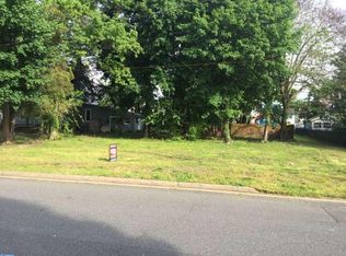 22 Bank St, Bordentown, NJ 08505