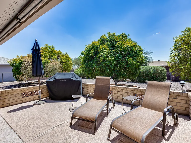 9739 W Desert Hills Dr — Photo 27