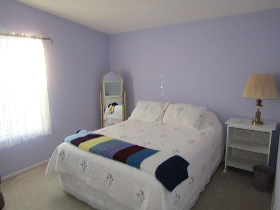 5th image of 455 Brege Dr