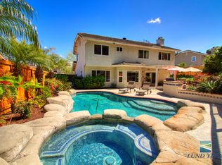 3241 Celinda Dr, Carlsbad, CA 92008