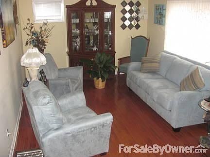 4th image of 3725 Eveningside Dr NW