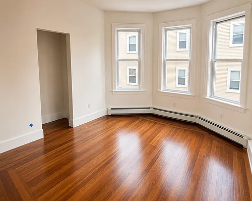 88 Marion St #1 Photo 1