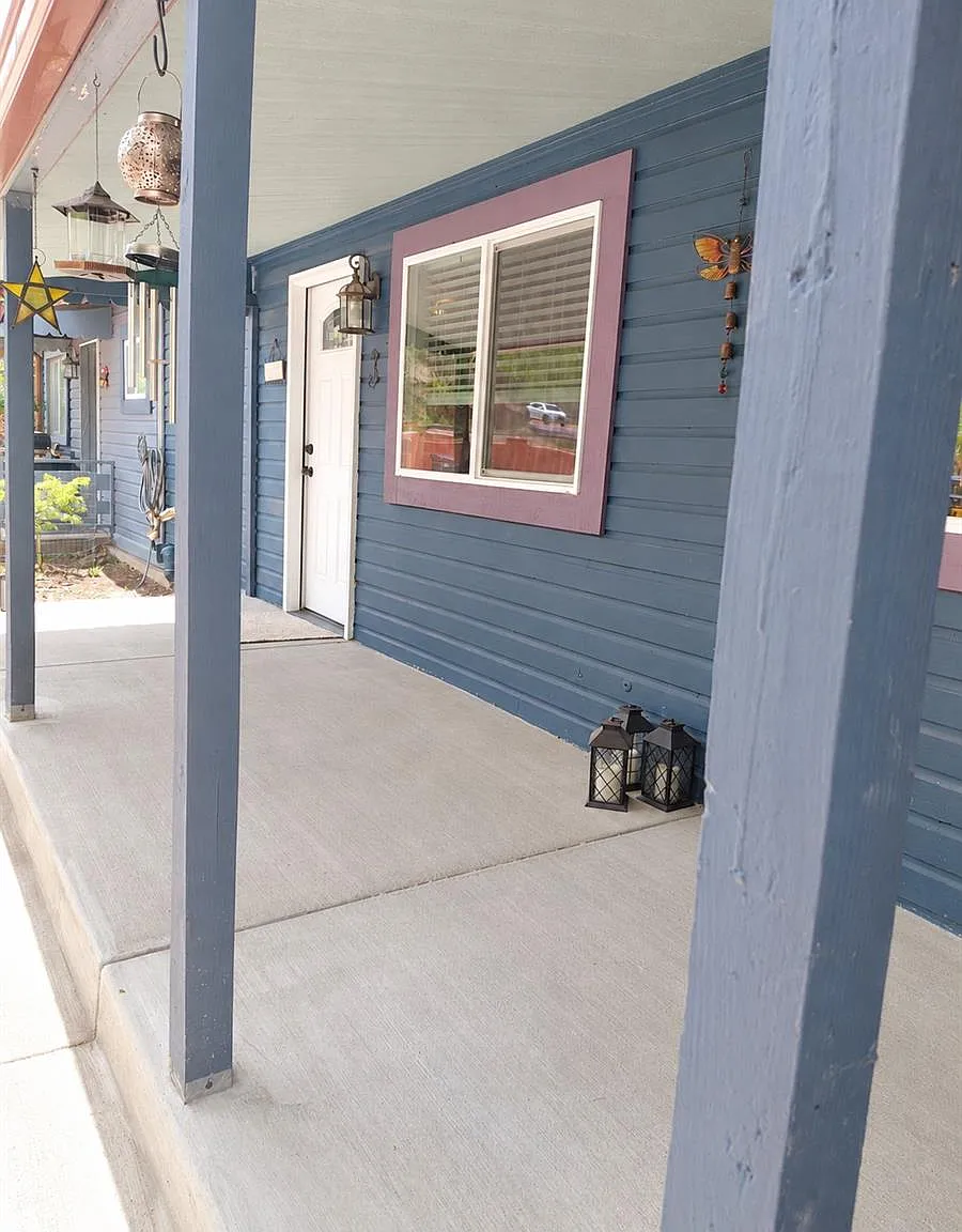 2 bed, 1.0 bath, 1255 sqft, $1,995 — Photo 2