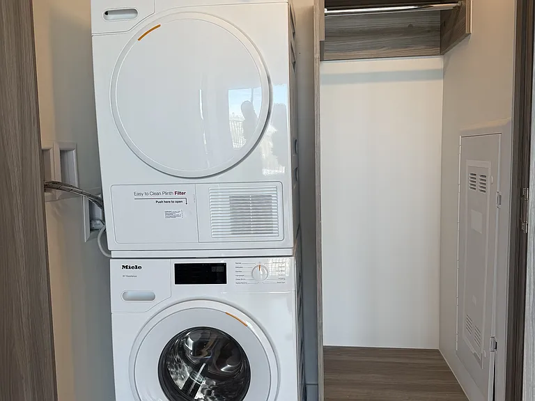 18 Esther Shiner Blvd #1208 — Photo 15