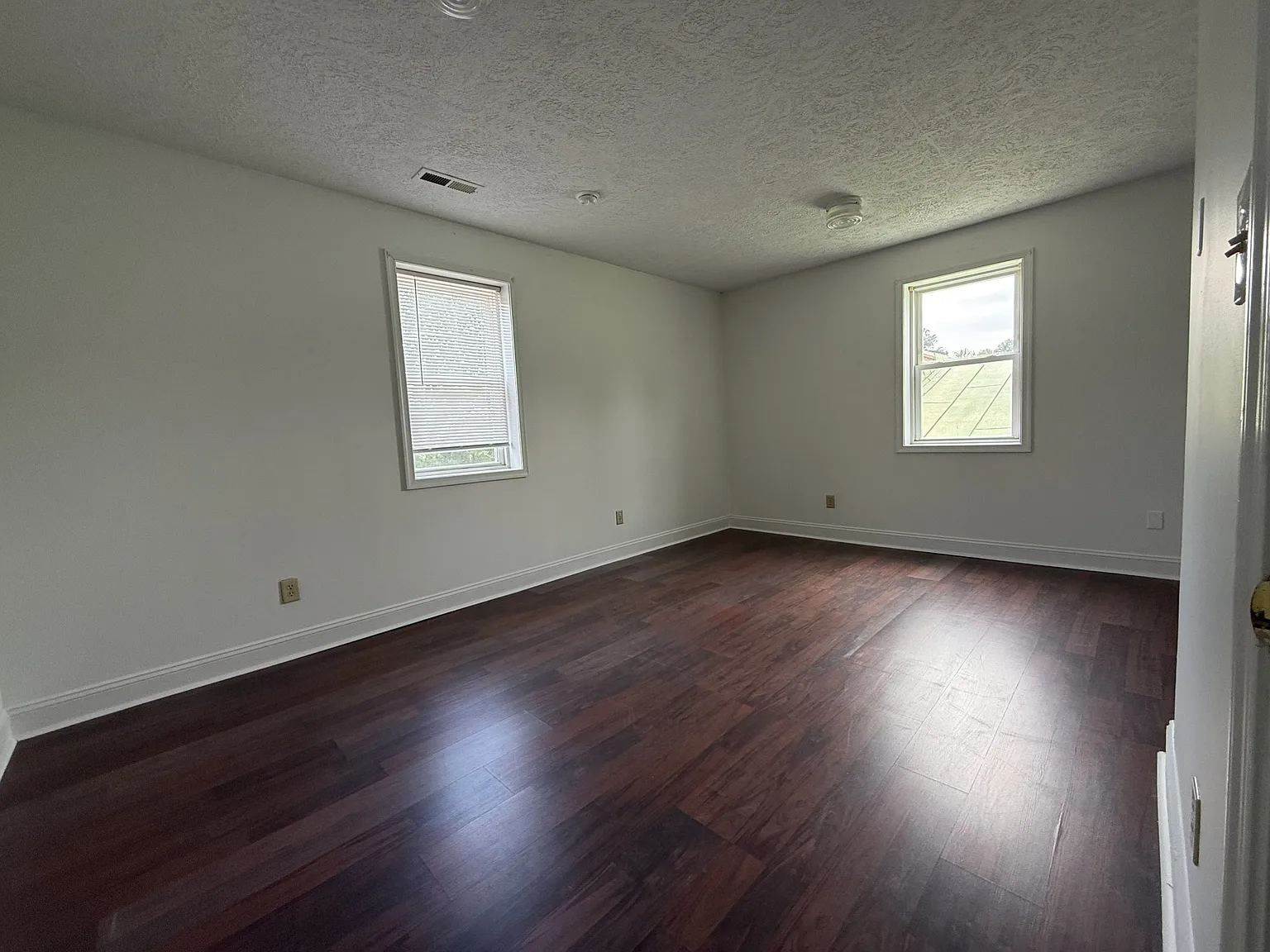 2 bed, $1,500 — Photo 4