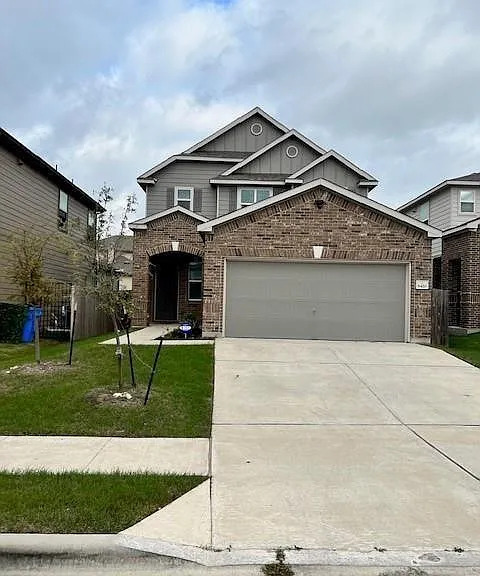 6420 Carriage Pines Dr — photo 2