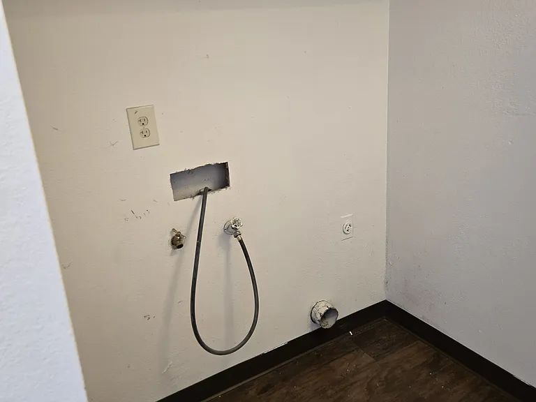 417 Loma Linda Dr #4 — Photo 4