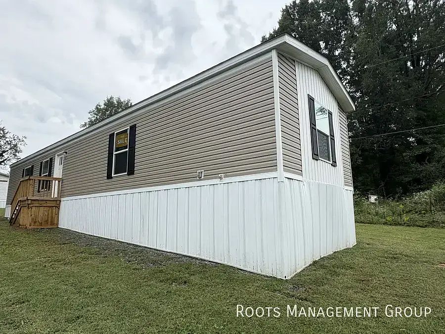 1st image of 104 Oak Dr #104O
