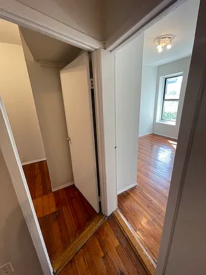 Rented by Best Apartments North Inc | media 28