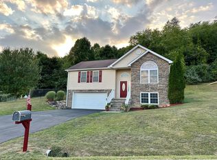 153 Beth Ln, Beckley, WV 25801