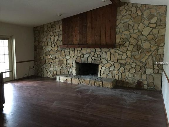4th image of 12721 Sugar Creek Blvd