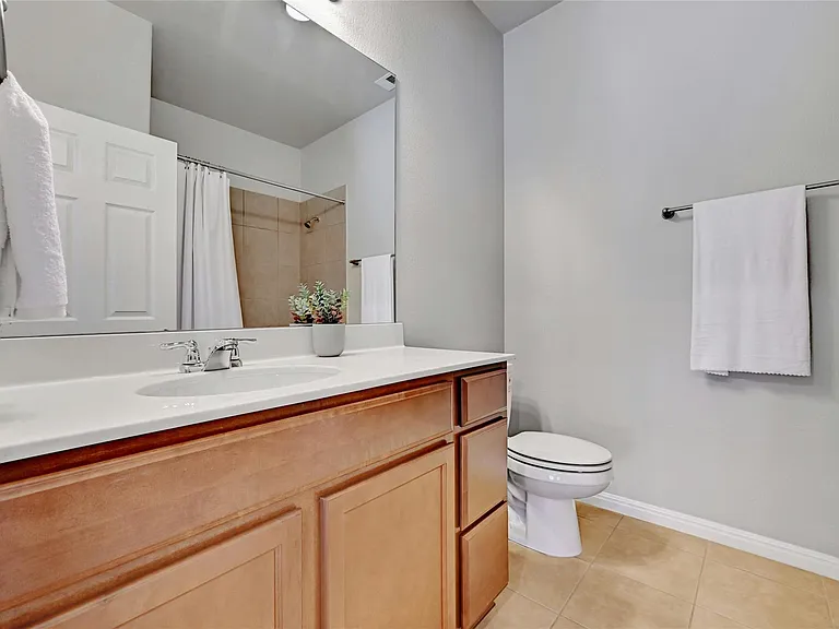 912 Sleepy Dell Ln — Photo 22