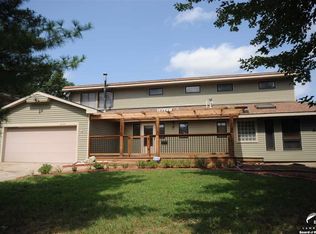 3520 W 10th St, Lawrence, KS 66049