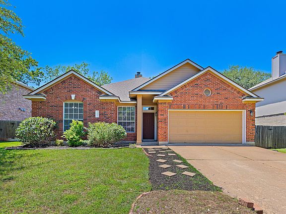2nd image of 1605 Azalea Dr