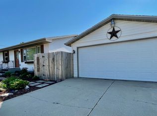 370 Center St, Berlin, WI 54923