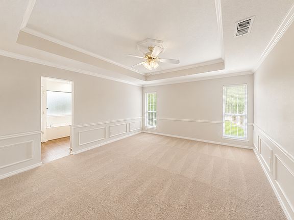5th image of 698 Buttercup Dr