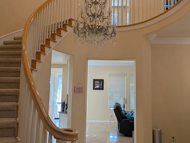 19103 Redford Ln — Photo 3