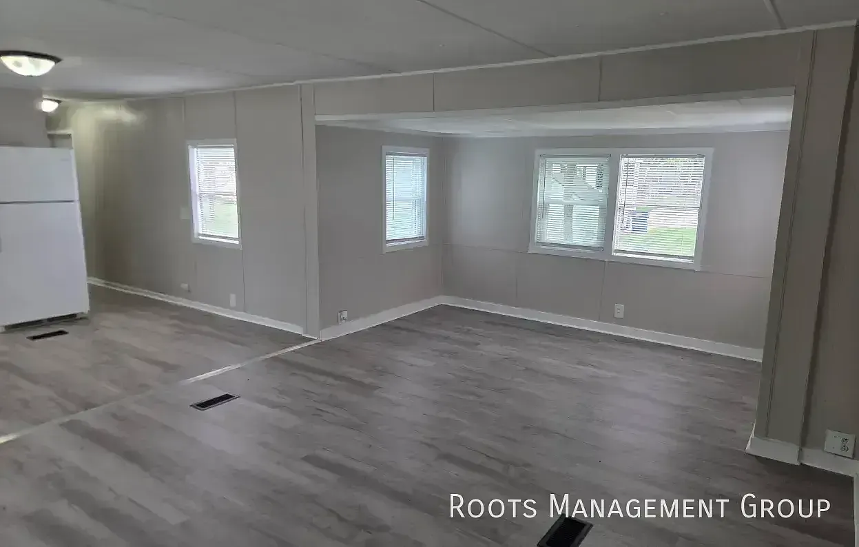 2 Bed 1 Bath Home Available for Lease at Riverside Crossing - Apply Now! — Photo 3