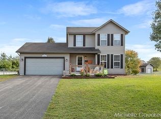 1260 Quail Run Dr, Middleville, MI 49333