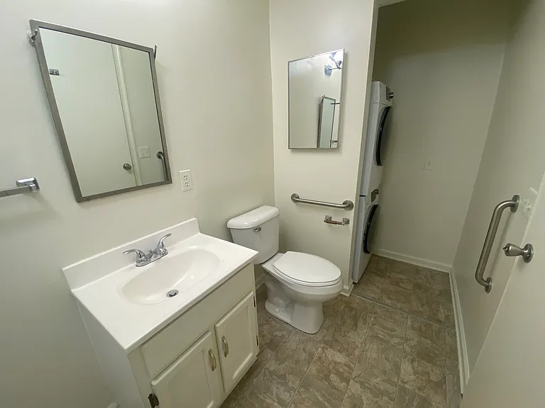 Princeton Circle West Apartments — Photo 69