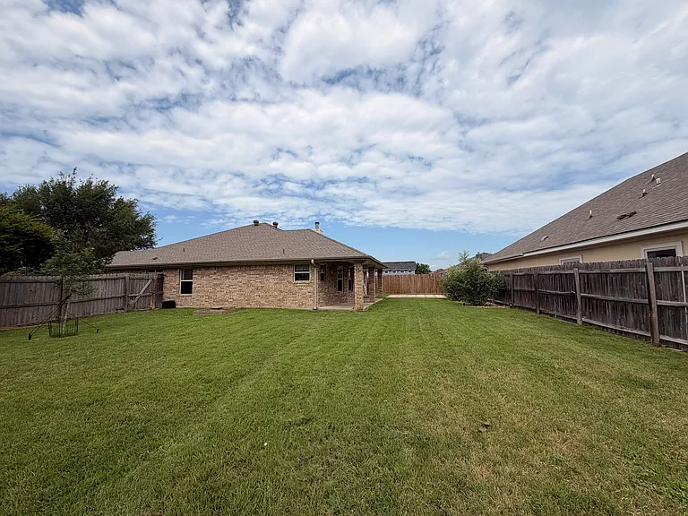 3116 Sarita Cv — Photo 21