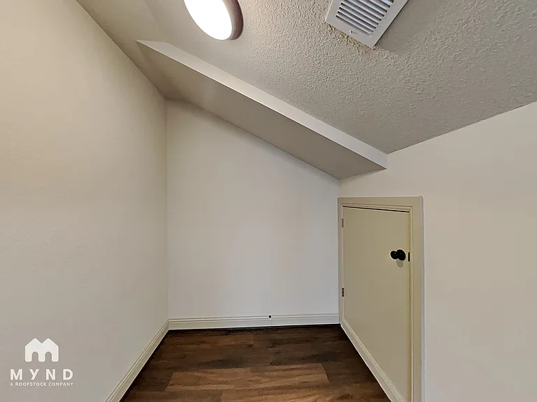 7404 Coronado Way — Photo 14