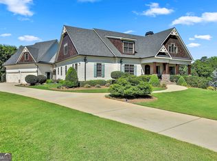 394 Palmetto Rd, Tyrone, GA 30290