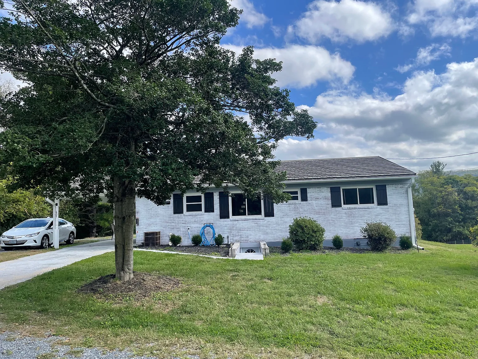 627 Docs Ln — Photo 2