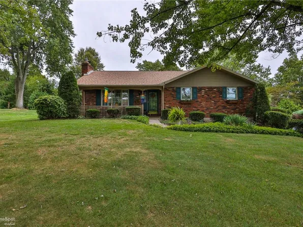 1600 Westview Dr, Coopersburg, PA 18036