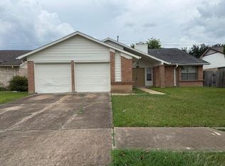 11323 Mulholland Dr, Stafford, TX 77477