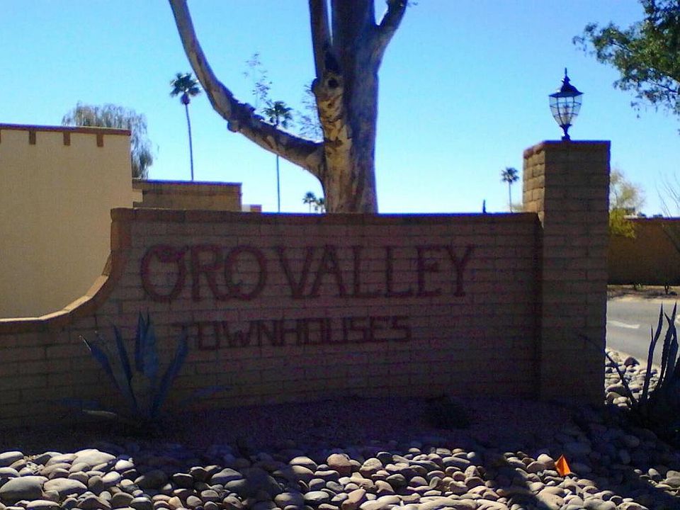 1st image of 22 W Valle Pl