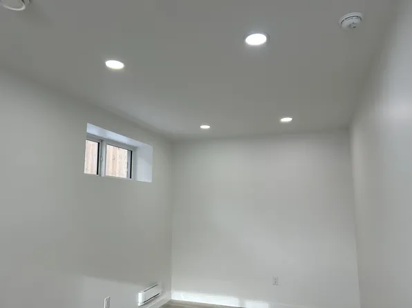 1273 Manitoba Ave #A, Winnipeg, MB R2X 0K8