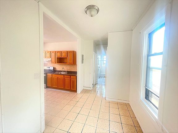 2nd image of 562 E 92nd St Floor 2