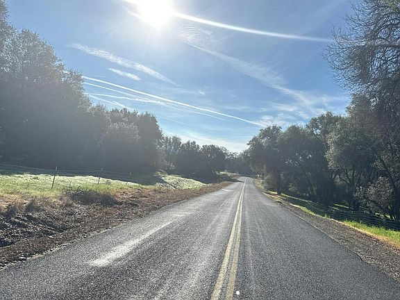 4th image of 4614 Yaqui Gulch Rd