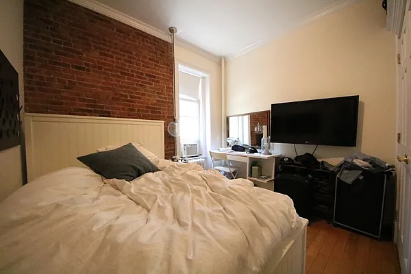 Rented by (Legacy) NY Quality Living Uptown | media 23