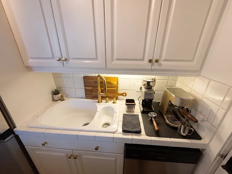 410 Bolinas Rd — Photo 2