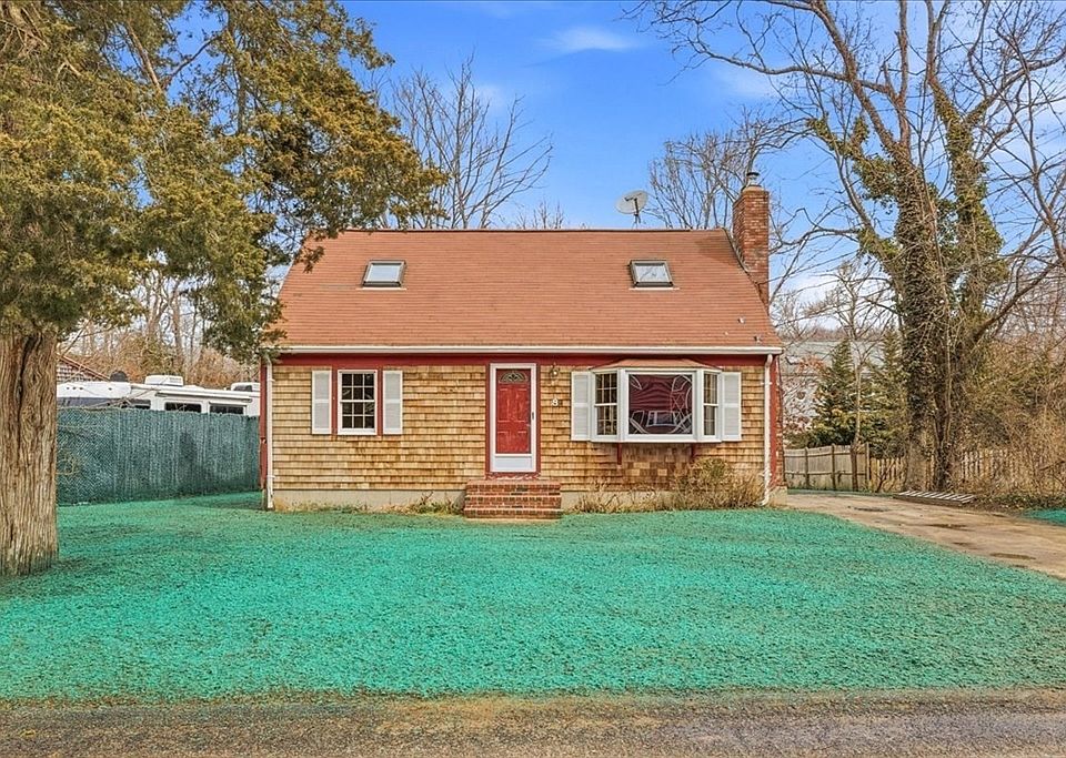 1st image of 8 Cary Rd