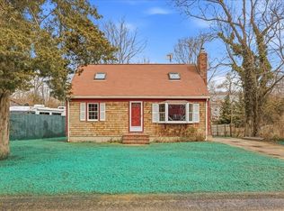 8 Cary Rd, Plymouth, MA 02360